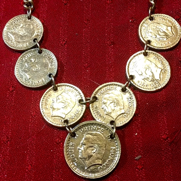 Stunning! Prince De Monico Louis Coin Necklace - Picture 2 of 4